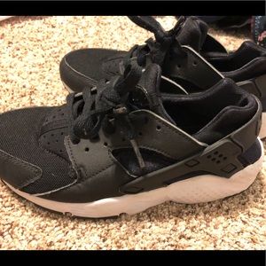 Nike huaraches